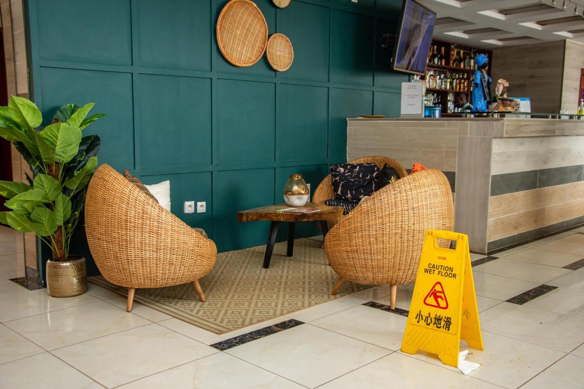 Hotel La Rose Blanche Korhogo Dış mekan fotoğraf