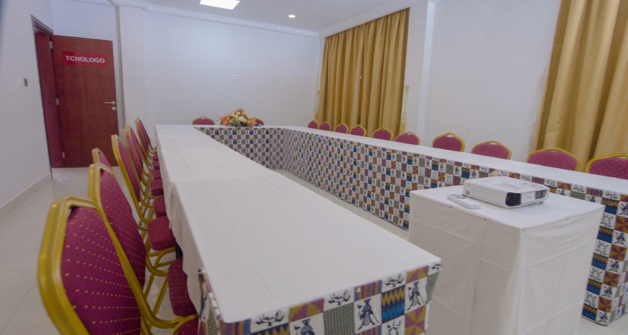 Hotel La Rose Blanche Korhogo Dış mekan fotoğraf