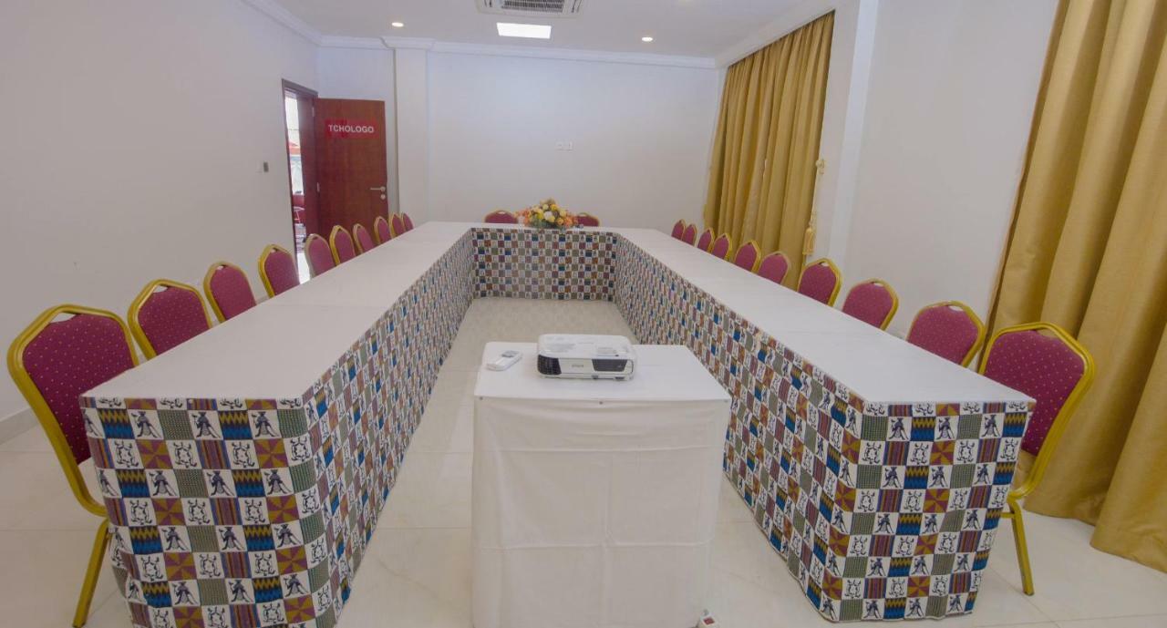 Hotel La Rose Blanche Korhogo Dış mekan fotoğraf