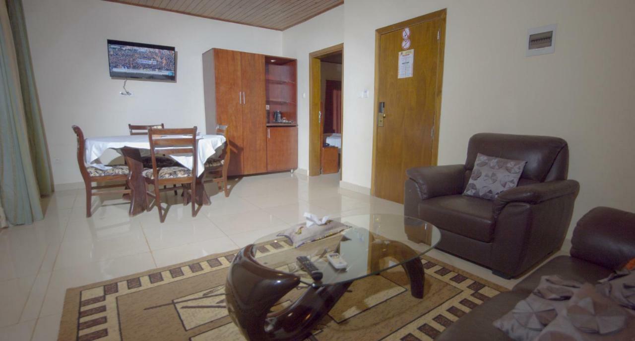 Hotel La Rose Blanche Korhogo Dış mekan fotoğraf